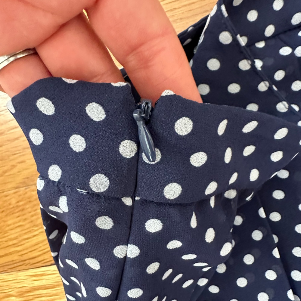NWT Michael Kors Navy Polka Dot Pleated Skirt - Picture 7 of 9